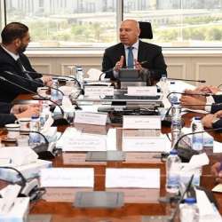 اجتماع وزير الصناعة