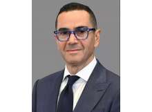 حسن الخطيب وزير الاستثمار