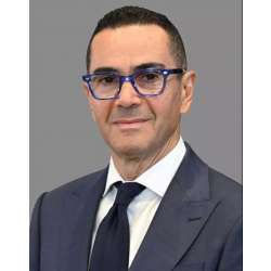 حسن الخطيب وزير الاستثمار