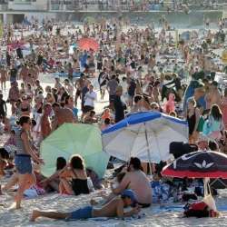 ارتياد شاطئ بوندي