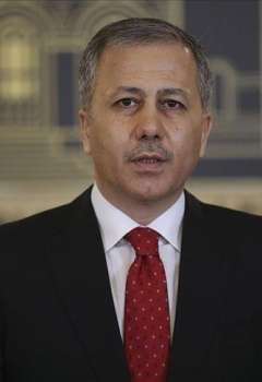 وزير الداخلية التركي