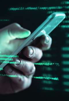 اختراق هاتف