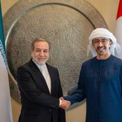 وزير خارجية الإمارات ونظيره الإيراني