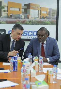 رئيس المركز الإفريقي ورئيس الهيئة المصرية للشراء الموحد