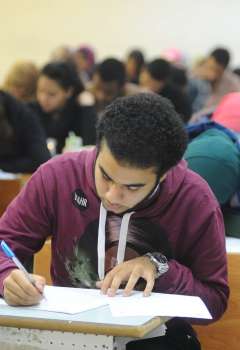 الامتحانات