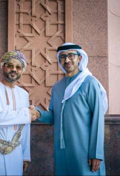 Abdullah bin Zayed receives Omani Foreign Minister