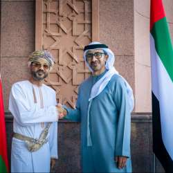 Abdullah bin Zayed receives Omani Foreign Minister