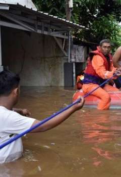 فيضانات إندونيسيا