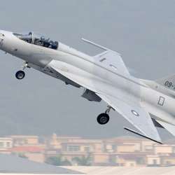 طائرات JF-17 