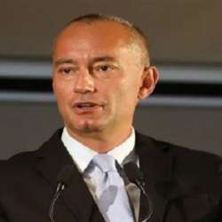 نيكولاي ملادينوف