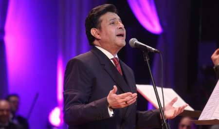 وعكة صحية مفاجئة تؤجل حفل الفنان المصري هاني شاكر.. التفاصيل كاملة