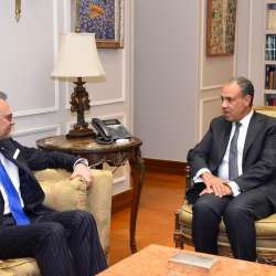 وزير الخارجية وكبير مستشار ترامب