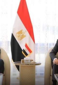 ؤئيس المخابرات العامة المصرية وعلي شعث