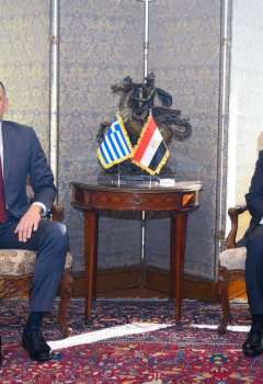 وزير الخارجية المصري ونظيره اليوناني