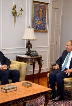 وزير الخارجية المصرية ورئيس اللجنة الوطنية لإدارة غزة