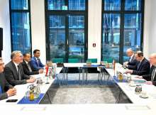 وزير البترول المصري وسكرتير الدولة بوزارة الشئون الاقتصادية والطاقة بألمانيا