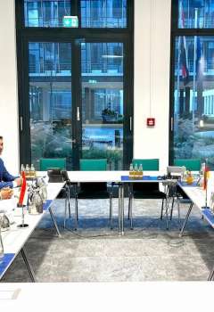 وزير البترول المصري وسكرتير الدولة بوزارة الشئون الاقتصادية والطاقة بألمانيا