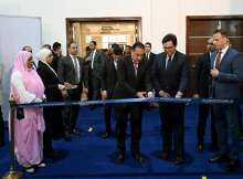 رئيس الوزراء المصري يفتتح معرض القاهرة الدولي للكتاب