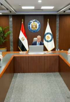 وزير البترول المصري خلال اللقاء