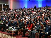 رئيس الوزراء يشهد