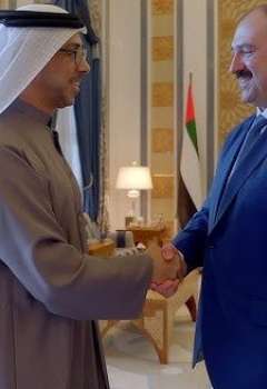 منصور بن زايد يستقبل المبعوث الخاص لرئيس بيلاروسيا إلى الشرق الأوسط