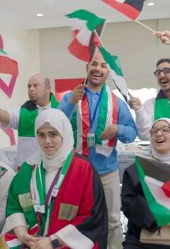 أصحاب الهمم الإماراتيون يقدمون 