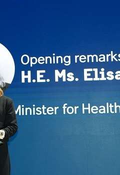 وزيرة الرعاية الصحية في السويد السيدة إليزابيت لان