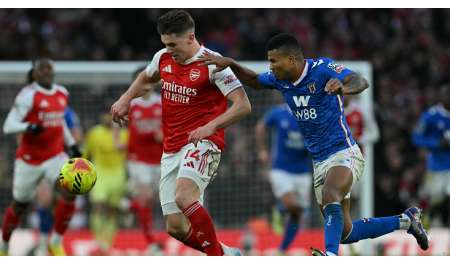 أرسنال ينفرد بصدارة الدوري الإنجليزي بعد فوزا كبيرا على سندرلاند
