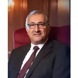 تعيين علاء مكادي أمينا لحزب حماة الوطن بالمنيا