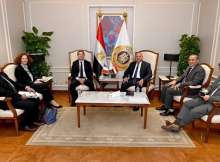 لقاء وزير النقل والسفير الفرنسي