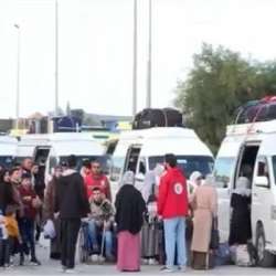 الفلسطينيين العائدين إلى قطاع غزة