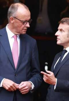 ماكرون وفريدريش ميرتس