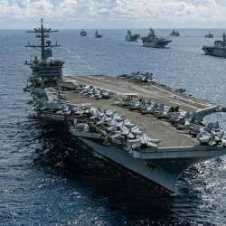 حاملة الطائرات لينكولن