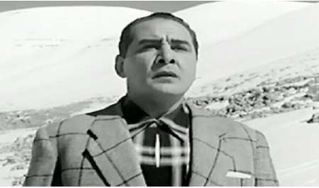 أمر بحرق أفلامه بعد وفاته.. محطات في حياة 