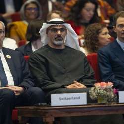 ولي عهد أبوظبي يحضر قمة الذكاء الاصطناعي