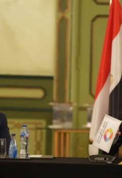 اجتماع وزير المالية