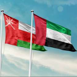 الإمارات وعمان