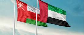 الإمارات وعمان