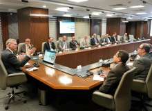 اجتماع وزير البترول