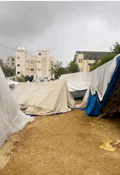 الأمطار تفاقم معاناة النازحين في قطاع غزة