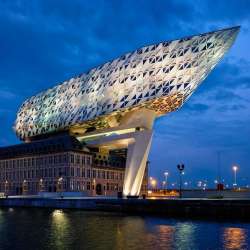 ميناء أنتويرب-بروج