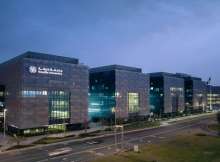 جامعة خليفة