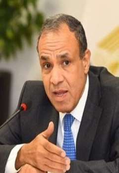 الدكتور بدر عبد العاطي