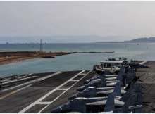 حاملة طائرات أميركية ثالثة