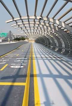 مسارات المشاة والدراجات