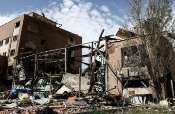 سقوط مقذوفات وشظايا على منطقة سكنية