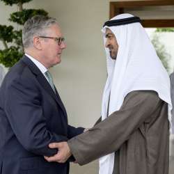 رئيس الدولة ورئيس وزراء بريطانيا