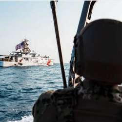 فرض أمريكا حصارا على سفنها بمضيق هرمز