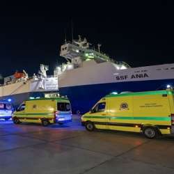 المستشفى الإماراتي العائم