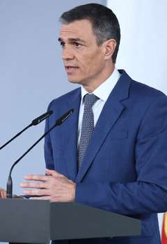 بيدرو سانشيز رئيس وزراء إسبانيا